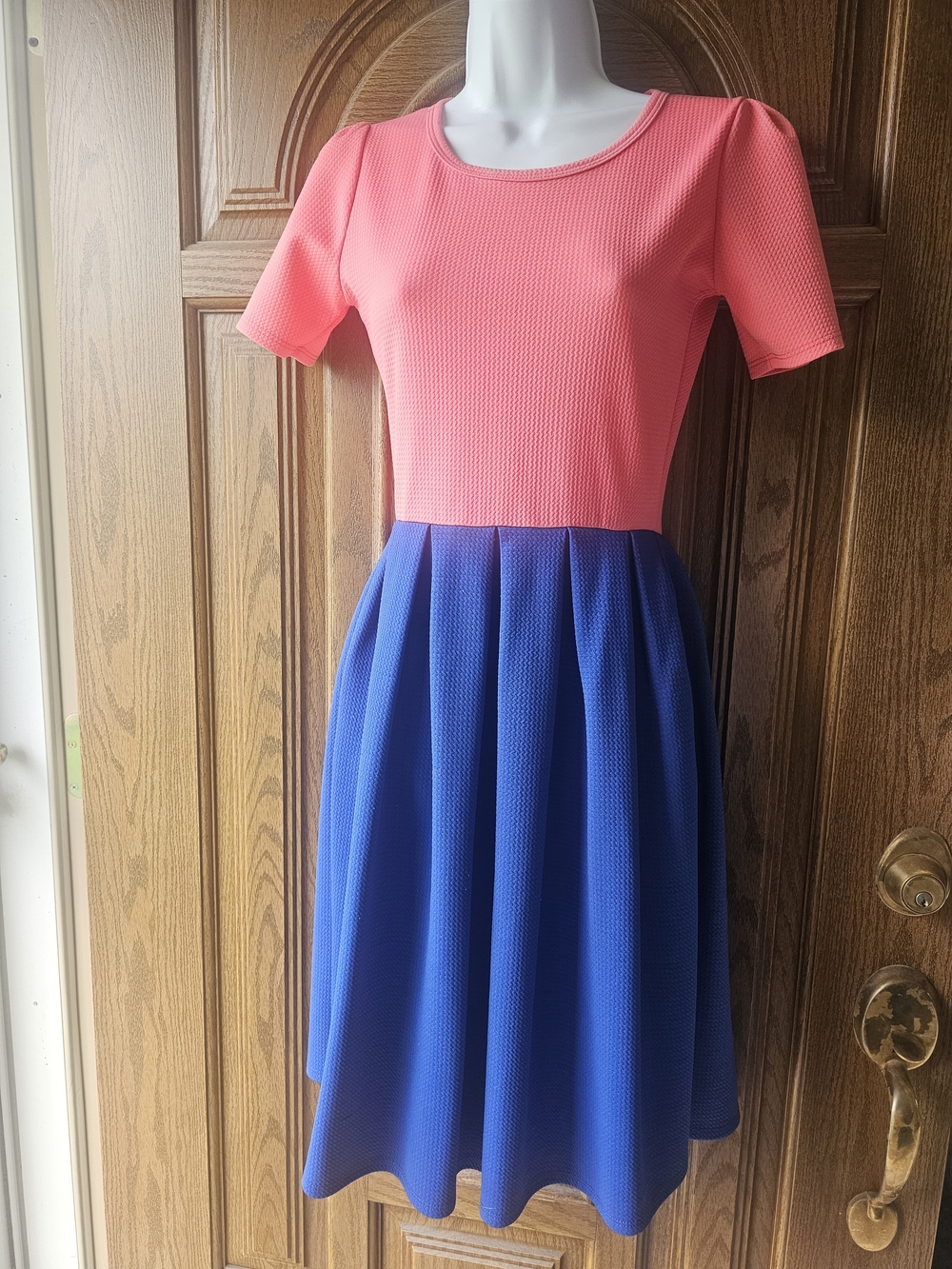 Lularoe Woman's Colorblock Pink and Blue Short Sleeve Dress